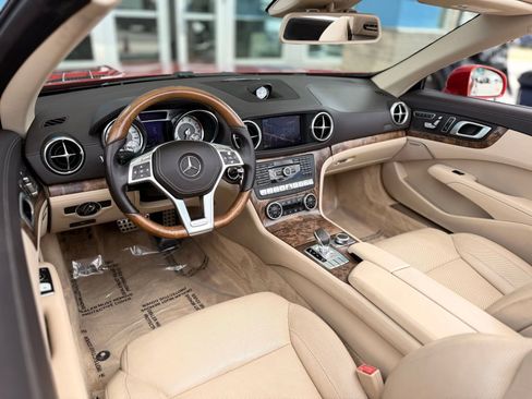 Used 2016 Mercedes-Benz SL 400 w/ Premium I Package image 37