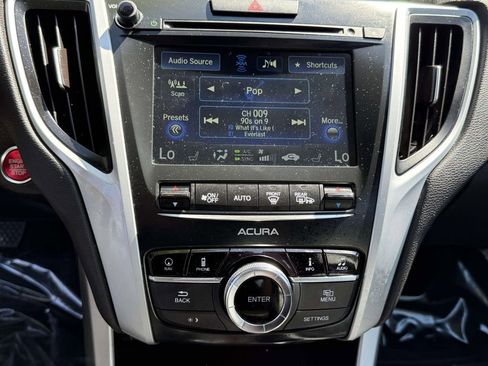 Used 2017 Acura TLX w/ Technology Package FWD image 20