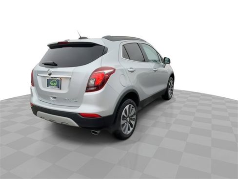 Certified 2022 Buick Encore Preferred w/ Safety Package image 8