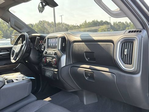 Used 2019 Chevrolet Silverado 1500 RST w/ All-Star Edition AWD/4WD image 18