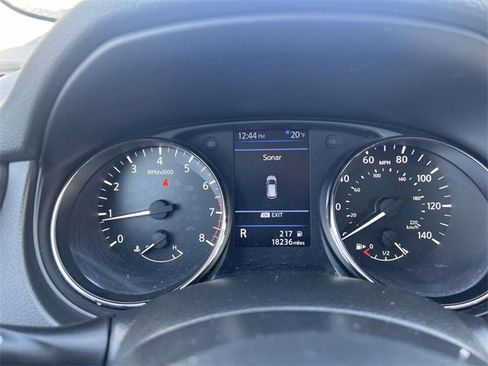 Used 2021 Nissan Rogue Sport SV image 27