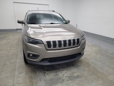 Used 2019 Jeep Cherokee Latitude w/ Popular Appearance Group image 14