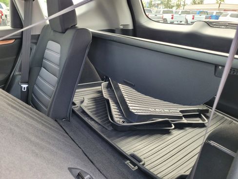 Used 2022 Honda CR-V EX image 12