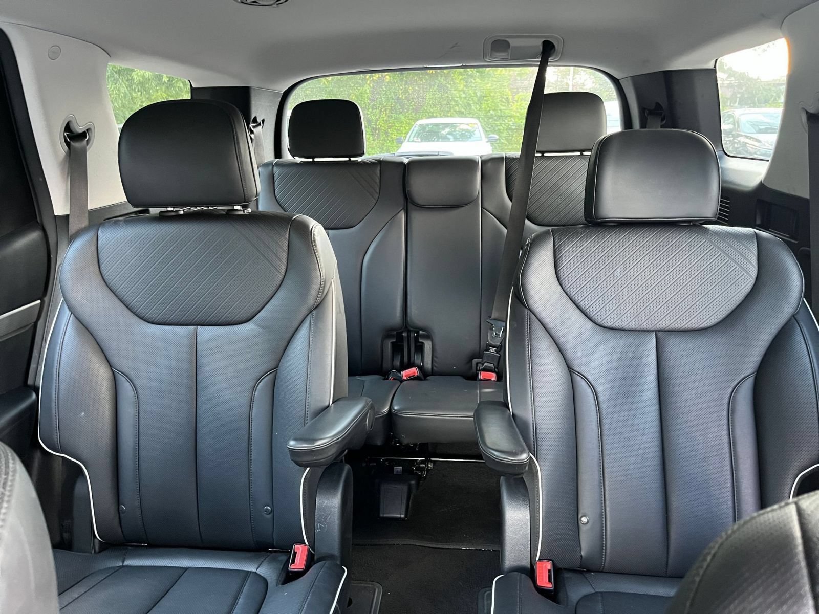 Used 2025 Hyundai Palisade SEL FWD image 45