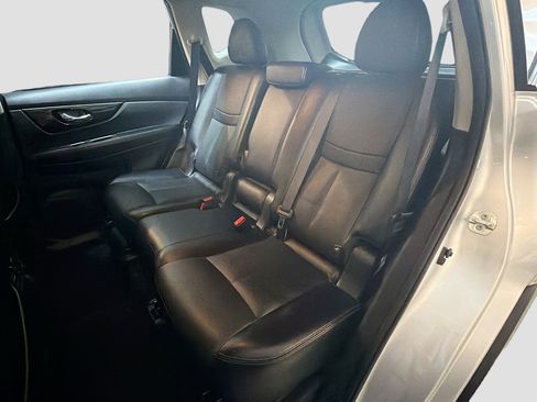 Used 2018 Nissan Rogue SL image 29