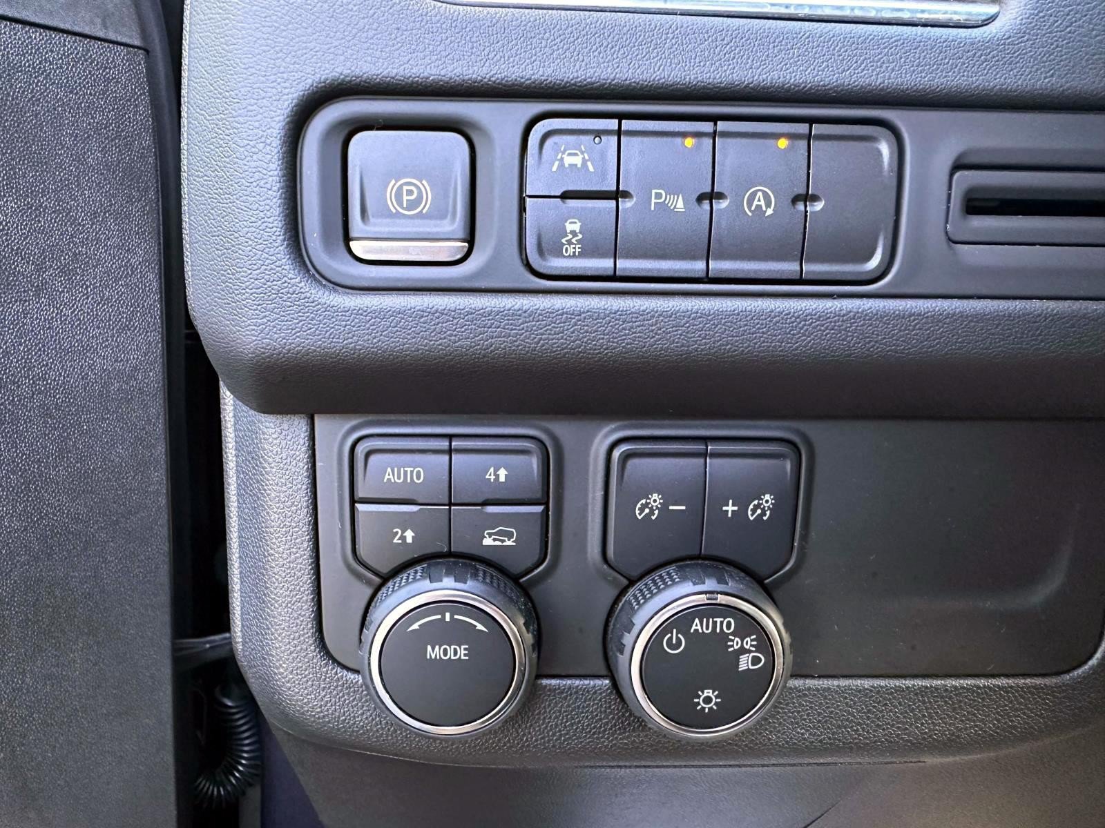Used 2023 Chevrolet Tahoe LS w/ Driver Alert Package AWD/4WD image 18