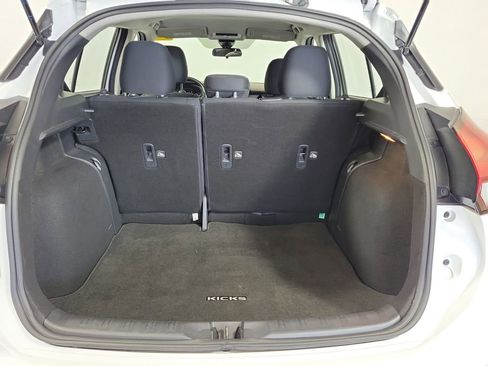 Used 2023 Nissan Kicks SV FWD image 24