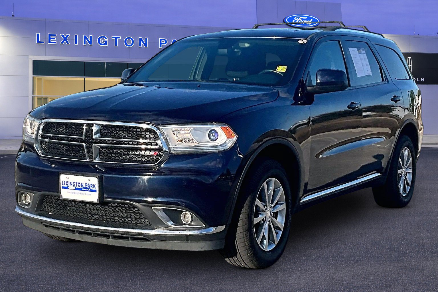 Used 2017 Dodge Durango SXT w/ Quick Order Package 23B AWD/4WD image 3