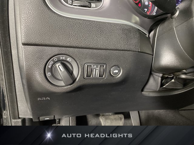 Used 2021 Dodge Charger SXT RWD image 22
