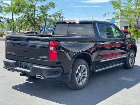 Used 2023 Chevrolet Silverado 1500 High Country w/ Technology Package AWD/4WD image 8