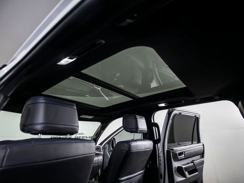 Used 2024 Toyota Sequoia Platinum image 23