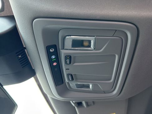 Used 2024 GMC Sierra 1500 Pro w/ Pro Value Package RWD image 15