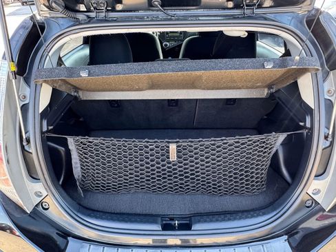 Used 2014 Toyota Prius C Two image 17