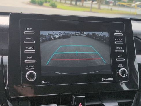 Used 2022 Toyota Camry SE FWD image 22