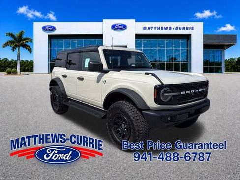 New 2026 Ford Bronco Outer Banks w/ Sasquatch Package AWD/4WD image 1