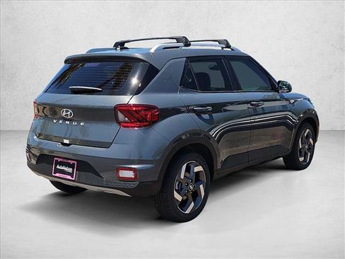 New 2026 Hyundai Venue SEL FWD image 2