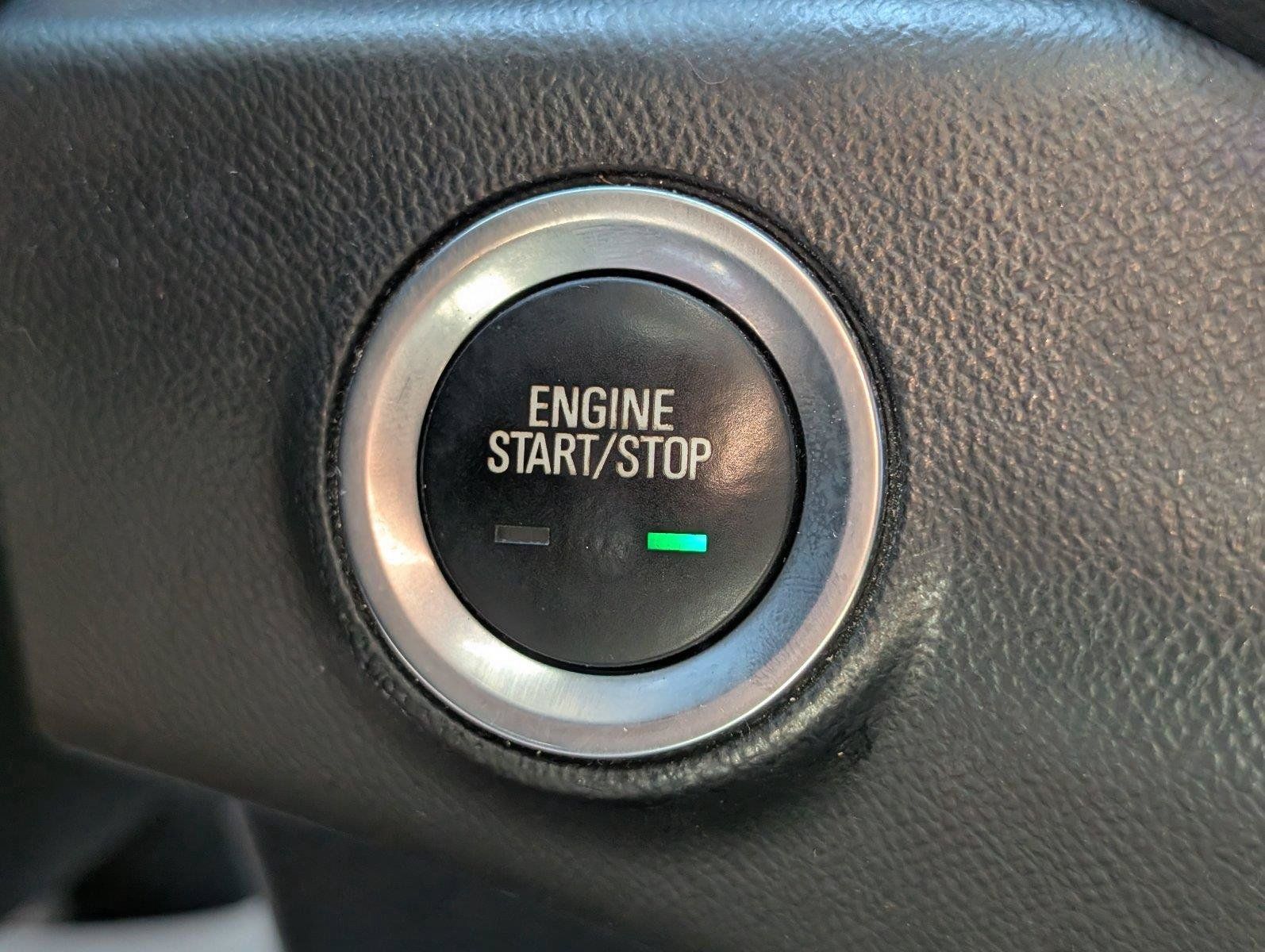 Used 2018 GMC Terrain SLE FWD image 25
