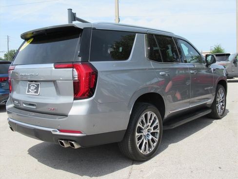 Certified 2025 GMC Yukon Denali AWD/4WD image 7