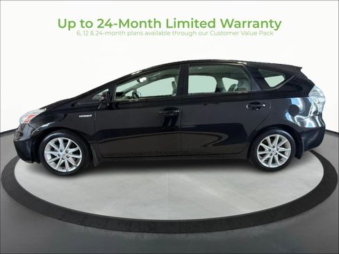 Used 2014 Toyota Prius V Five FWD image 4