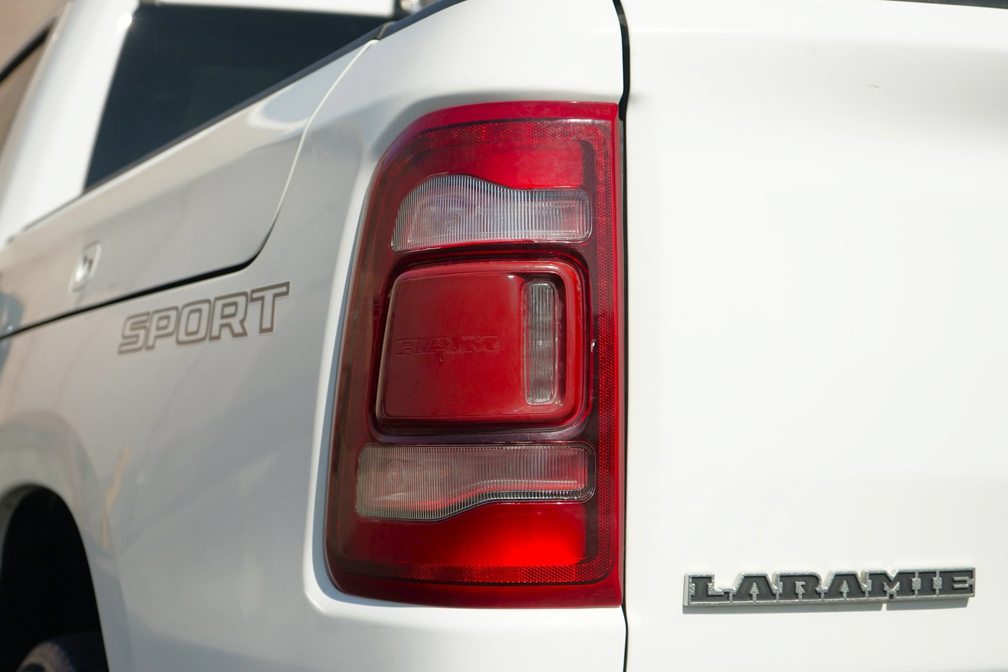 Used 2023 RAM 1500 Laramie AWD/4WD image 39