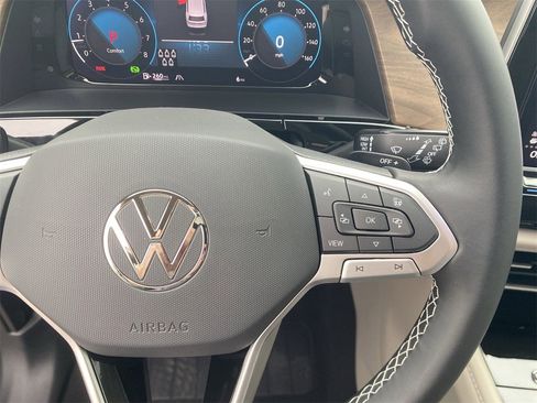 New 2026 Volkswagen Atlas SE image 21