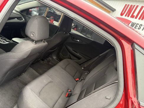 Used 2025 Chevrolet Malibu RS image 16