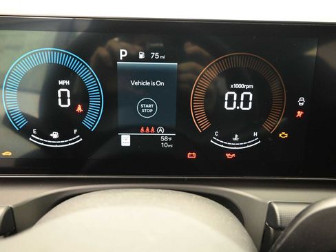 New 2026 Hyundai Tucson SE image 17