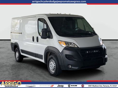 Used 2025 RAM ProMaster 2500 w/ Convenience Group FWD image 1