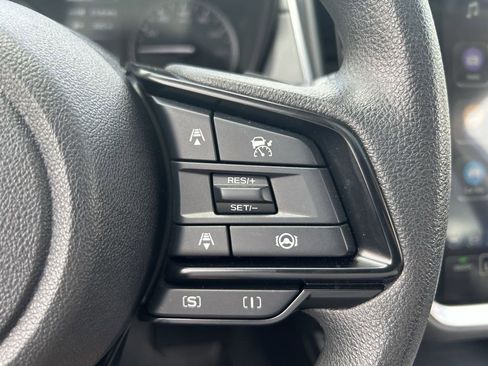 Used 2025 Subaru Crosstrek 2.0i Premium AWD/4WD image 16