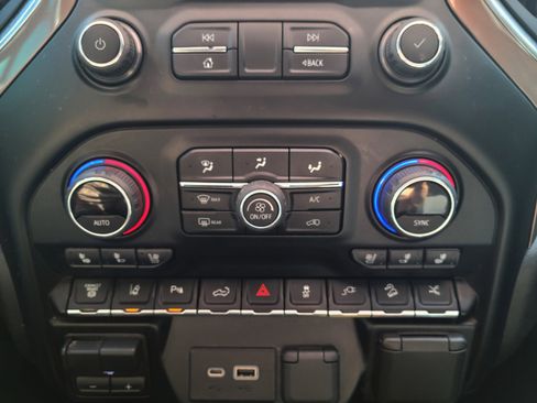 Used 2023 Chevrolet Silverado 2500 High Country w/ Z71 Off-Road Package image 14