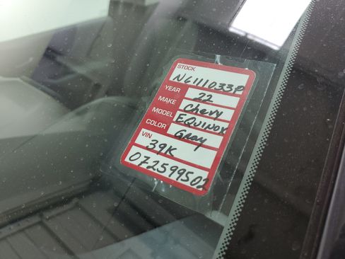 Used 2022 Chevrolet Equinox LT FWD image 32