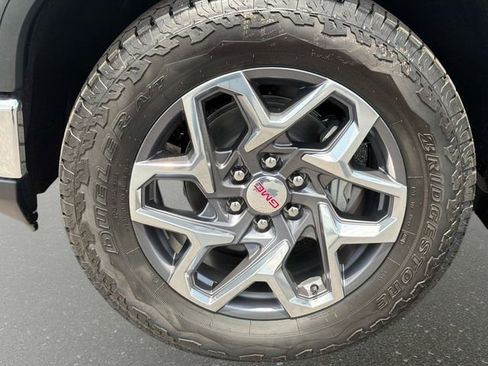 New 2026 GMC Sierra 1500 SLT w/ SLT Premium Plus Package AWD/4WD image 10