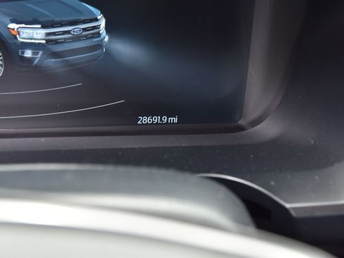 Used 2023 Ford Expedition Max Platinum image 8