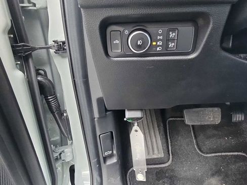 Used 2024 Ford Ranger XLT w/ FX4 Off-Road Package image 8