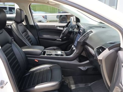 Certified 2023 Ford Edge SEL w/ Convenience Package AWD/4WD image 37