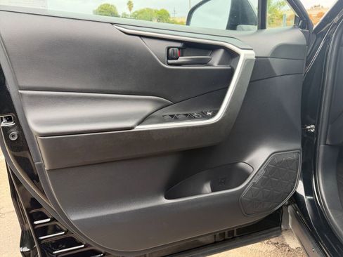 Used 2025 Toyota RAV4 LE image 20