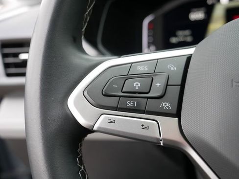 Certified 2023 Volkswagen Taos SEL image 25