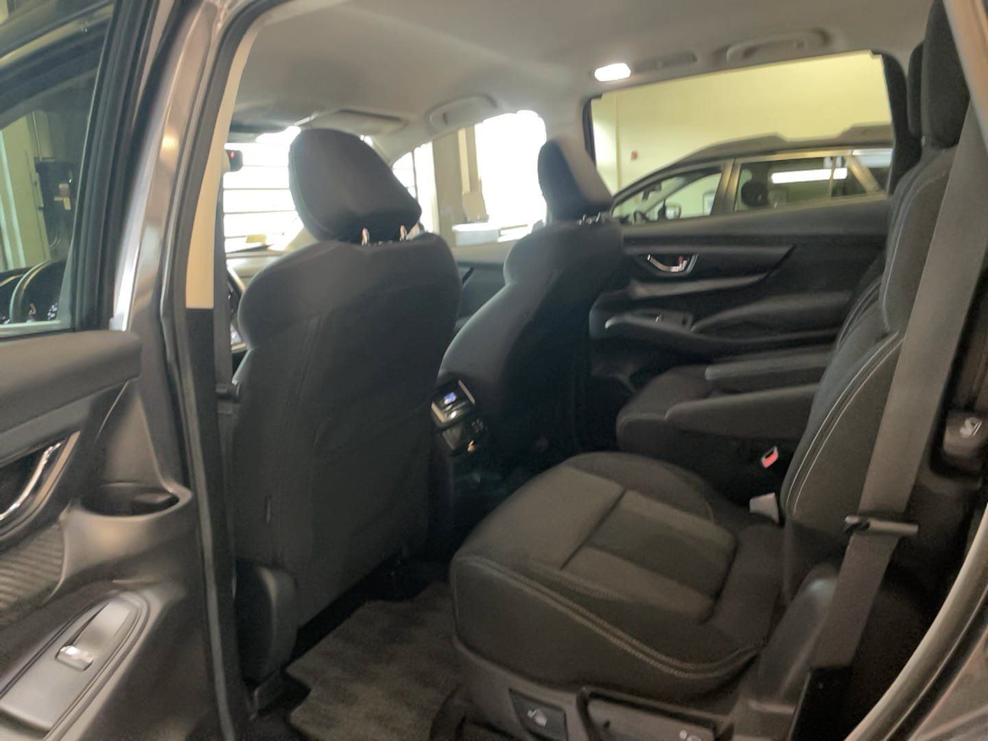 Used 2025 Subaru Ascent Premium AWD/4WD image 12