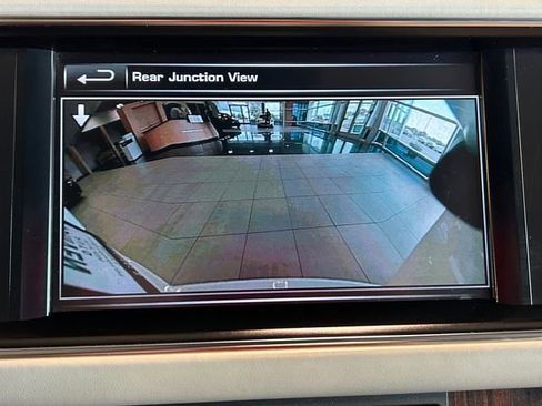 Used 2016 Land Rover Range Rover Long Wheelbase Supercharged image 33