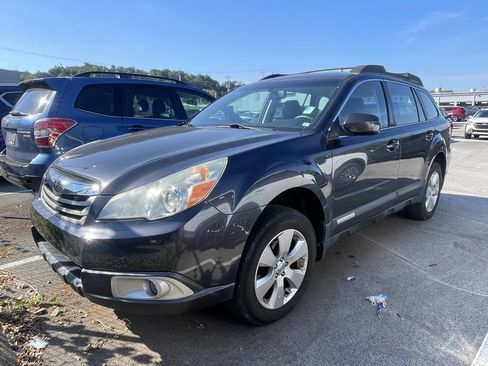Used 2012 Subaru Outback 2.5i w/ Alloy Wheel Pkg AWD/4WD image 3