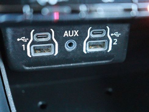 Used 2024 Dodge Durango GT image 19