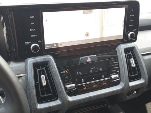 Used 2023 Kia Sorento SX Prestige AWD/4WD image 28
