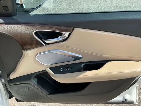 Used 2020 Acura RDX FWD w/ Advance Package image 17