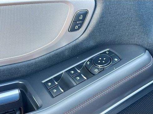 Used 2025 Ford Expedition Max Active AWD/4WD image 18