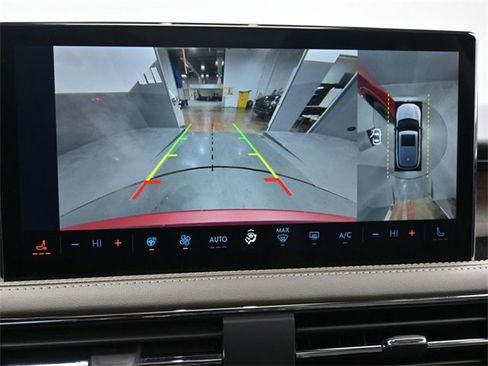 Certified 2023 Lincoln Corsair Reserve w/ Equipment Group 201A image 17