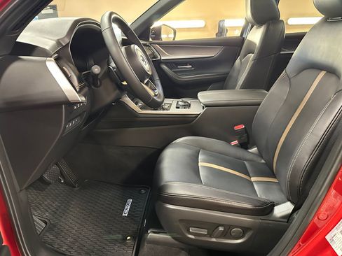 Used 2025 MAZDA CX-70 3.3 Turbo w/ Premium Plus Pkg image 10