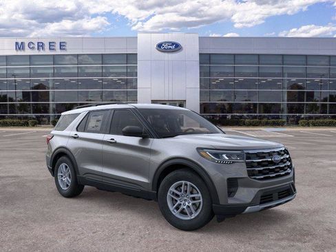 New 2026 Ford Explorer Active RWD image 7
