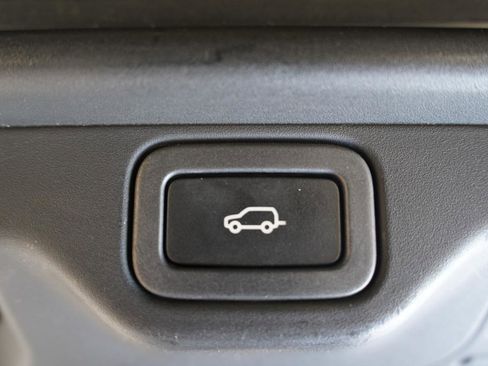 Used 2017 Land Rover Range Rover Supercharged image 39