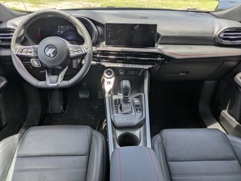 Used 2024 Dodge Hornet GT AWD/4WD image 11