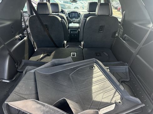 Certified 2022 Chevrolet Traverse Premier w/ Redline Edition AWD/4WD image 37